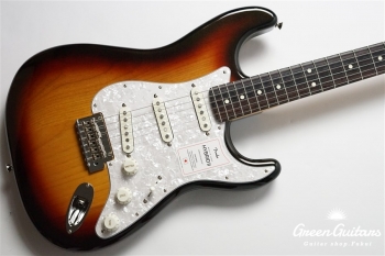 2021 Collection Made in Japan Hybrid II Stratocaster - Metallic 3-Color Sunburst