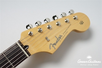 2021 Collection Made in Japan Hybrid II Stratocaster - Metallic 3-Color Sunburst