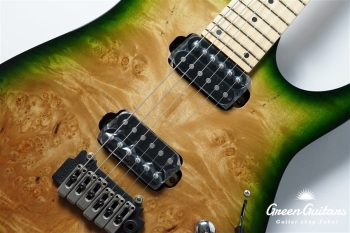 GRACE-FT BM/M GRN-BURST DARK BACK