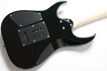 GRACE-FT BM/M GRN-BURST DARK BACK