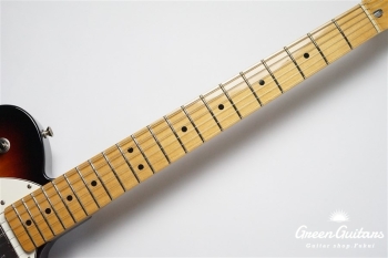 Classic Player Telecaster Thinline Deluxe - 3-tone sunburst