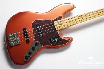 Player Plus Jazz Bass - Aged Candy Apple Red