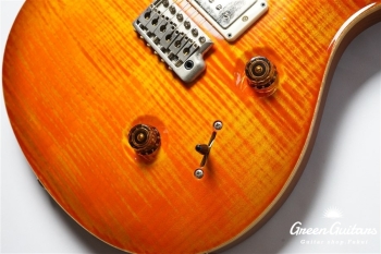 Custom 24 - Solana Burst