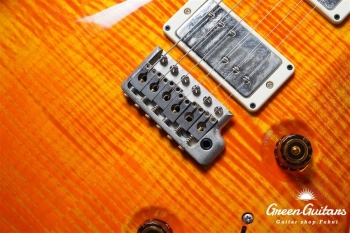 Custom 24 - Solana Burst