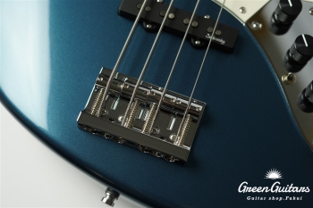 ML22 WL4 ASH - Dark Lake Pracid Blue