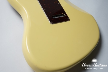 American Performer Jazzmaster - Vintage White