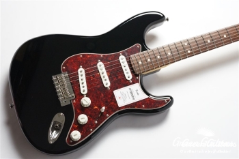 Made in Japan Hybrid II Stratocaster - Black