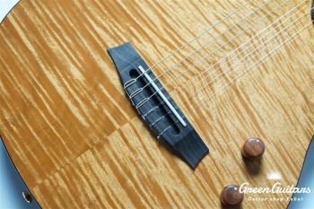 STAGE GUITAR - Natural Amber