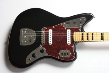 Vintera II 70s Jaguar - Black