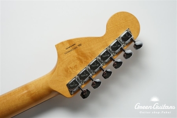 Vintera II 70s Jaguar - Black