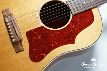 J-50 2015 Limited Model - Antique Natural