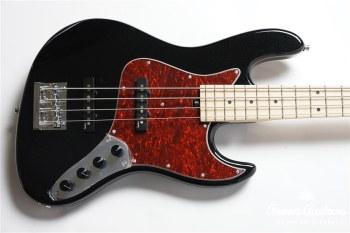 ME21 VJ4 MAPLE - Black