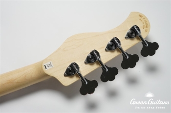 ME21 VJ4 MAPLE - Black