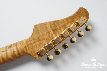 XSC-2 - Black / Heavy Aged / Alder / Gold Hard Wear