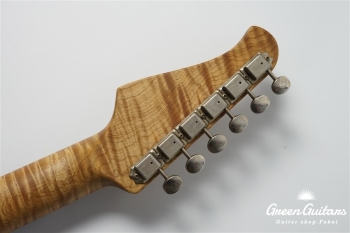 XSC-2 - Black / Medium Aged / Alder