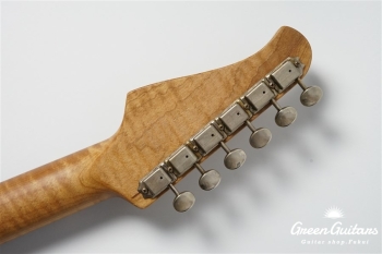 XSC-2 - Olympic White over Lake Placid Blue / Heavy Aged / Alder