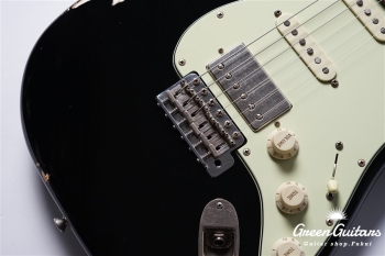 XSC-2 - Black / Medium Aged / Alder / Master Grade Neck