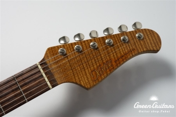 XSC-2 - Black / Medium Aged / Alder / Master Grade Neck