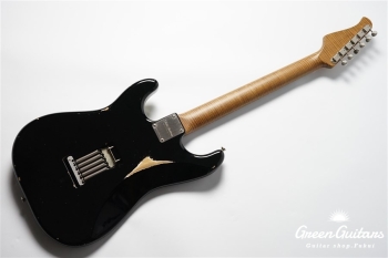 XSC-2 - Black / Medium Aged / Alder / Master Grade Neck