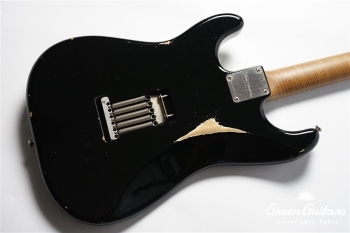 XSC-2 - Black / Medium Aged / Alder / Master Grade Neck