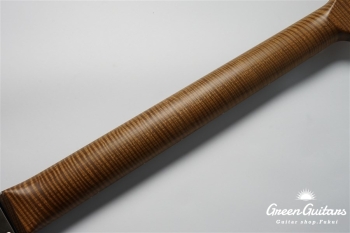 XSC-2 - Black / Medium Aged / Alder / Master Grade Neck