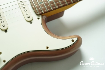 Classic Player Stratocaster - Burgundy Mist Metallic