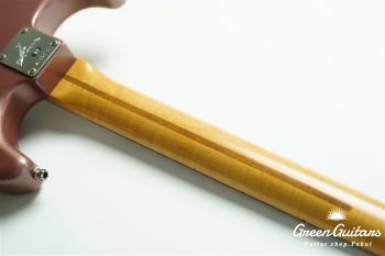 Classic Player Stratocaster - Burgundy Mist Metallic