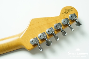 Classic Player Stratocaster - Burgundy Mist Metallic