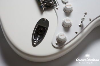 Squier Sonic Stratocaster HT - Arctic White