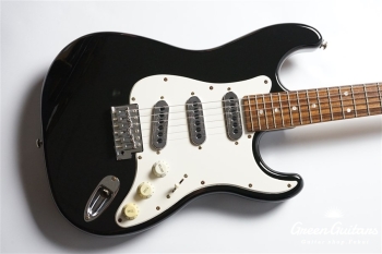 STG-CST - Black