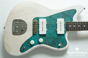 Model JM. #200 Light Aged - White Blonde with Blue