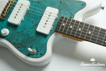 Model JM. #200 Light Aged - White Blonde with Blue