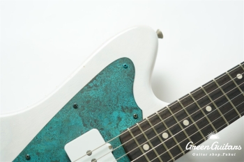 Model JM. #200 Light Aged - White Blonde with Blue