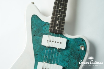 Model JM. #200 Light Aged - White Blonde with Blue