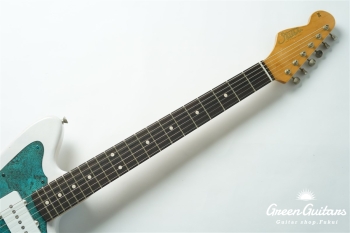 Model JM. #200 Light Aged - White Blonde with Blue