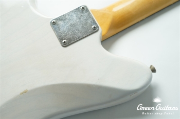 Model JM. #200 Light Aged - White Blonde with Blue