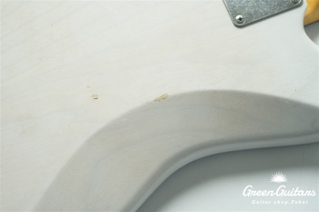 Model JM. #200 Light Aged - White Blonde with Blue