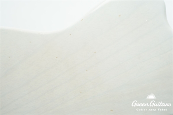 Model JM. #200 Light Aged - White Blonde with Blue