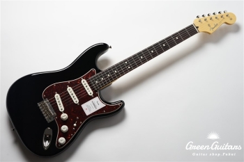 Made in Japan Hybrid II Stratocaster - Black
