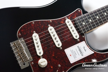 Made in Japan Hybrid II Stratocaster - Black