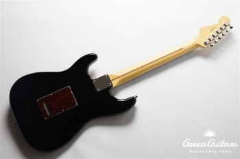 Made in Japan Hybrid II Stratocaster - Black