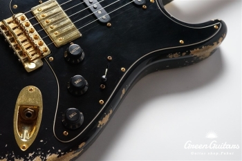 XSC-2 - Black / Heavy Aged / Alder / Gold Hard Wear