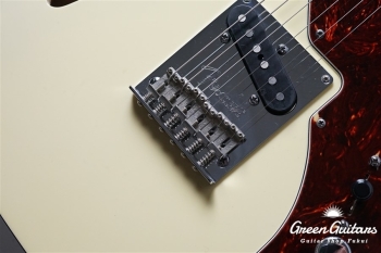 60th Anniversaly Tele-Bration Modern Telecaster Thinline - Olympic White