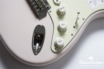Made in Japan Hybrid II Stratocaster -  US Blonde