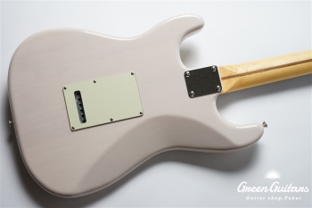 Made in Japan Hybrid II Stratocaster -  US Blonde