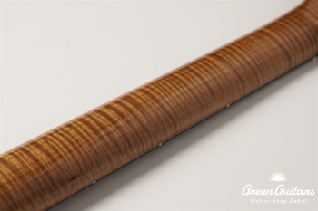 XSC-2 - Shoreline Gold over 3 Tone Burst / Heavy Aged / Master Grade Flame Maple Neck (Gloss Lacquer)