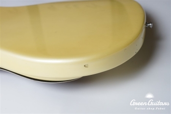 The Ventures model - Pearl White