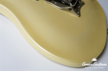 The Ventures model - Pearl White