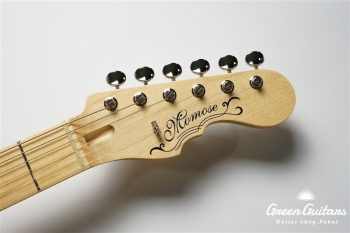 MC1-STD/M - Olympic White / Gold Acryl Pick Guard