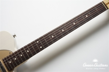 MT2-STD/R - White Blonde / Gold Acryl Pick Guard